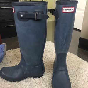 Navy Hunter Boots Size 7